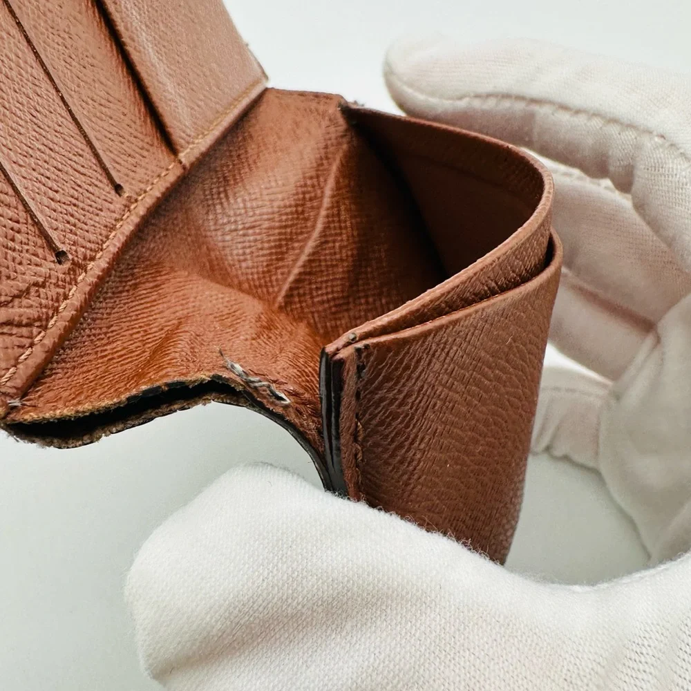 Louis Vuitton Pocket Organizer Wallet - Picture 10 of 10